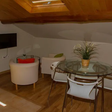 Rural Prado Apartman *